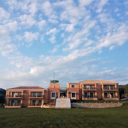 Finiki Plaza Aparthotel Methoni  Exterior photo