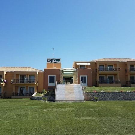 Finiki Plaza Aparthotel Methoni  Exterior photo