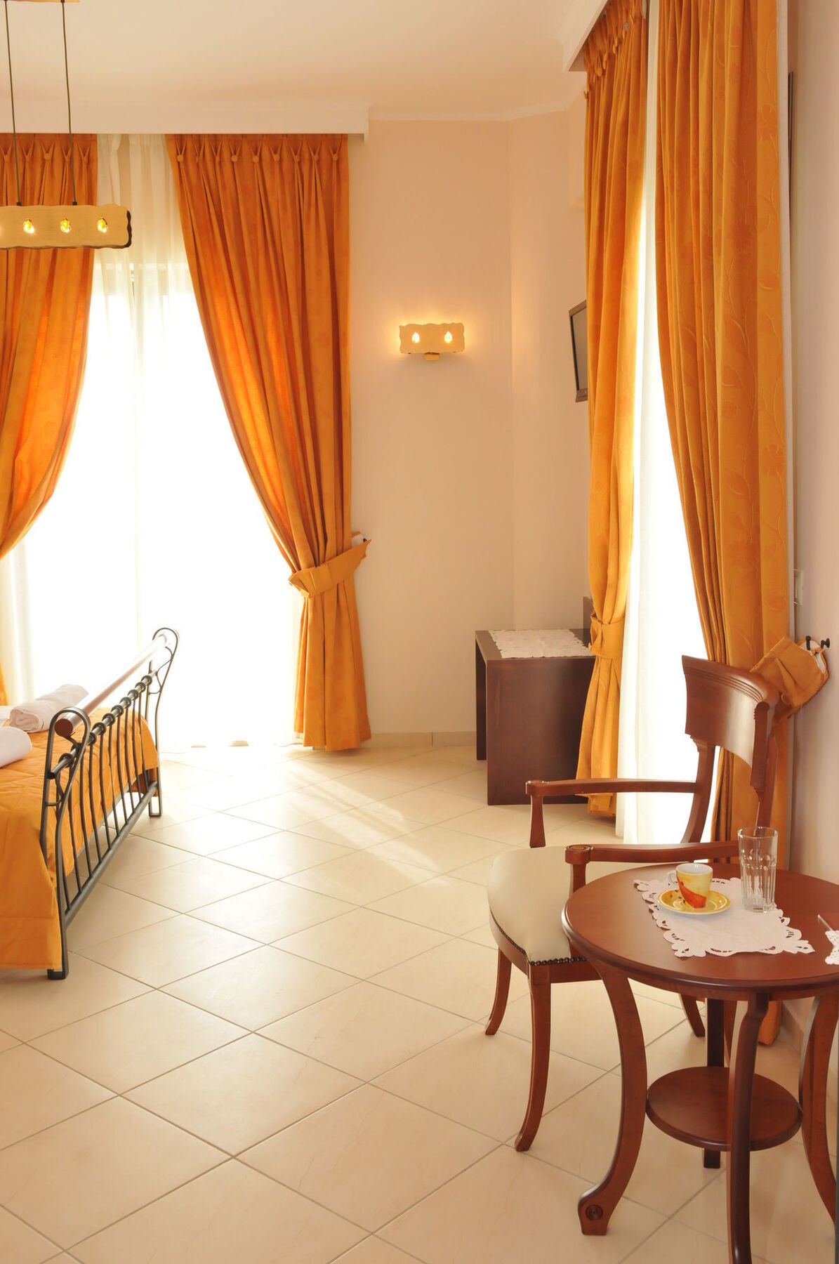 Finiki Plaza Aparthotel Methoni  Exterior photo